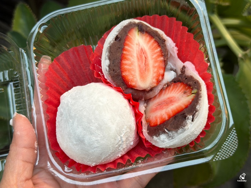 板橋排隊名店 果汁媽粉條爸 草莓爆量鋪滿盒子 芋泥布丁蛋糕也是必點！ @兔貝比的菲比尋嚐