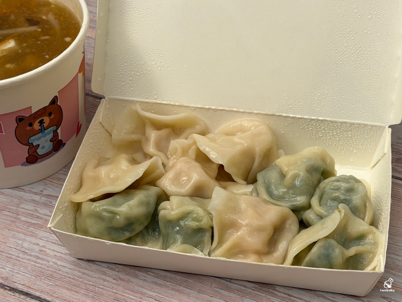 樹林夜市4元黑豬肉水餃 開到半夜2點的月底救星,在地人排隊小攤! @兔貝比的菲比尋嚐 樹林夜市4元黑豬肉水餃 開到半夜2點的月底救星,在地人排隊小攤! @兔貝比的菲比尋嚐