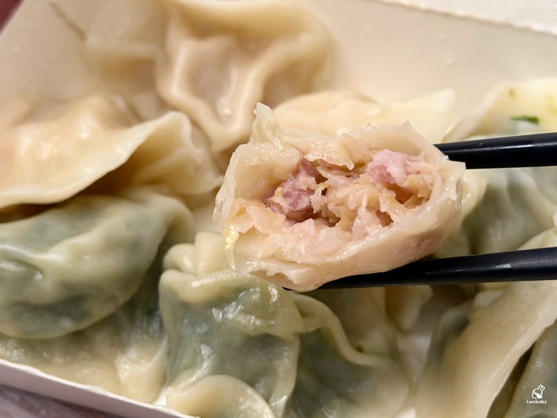 樹林夜市4元黑豬肉水餃 開到半夜2點的月底救星,在地人排隊小攤! @兔貝比的菲比尋嚐 樹林夜市4元黑豬肉水餃 開到半夜2點的月底救星,在地人排隊小攤! @兔貝比的菲比尋嚐