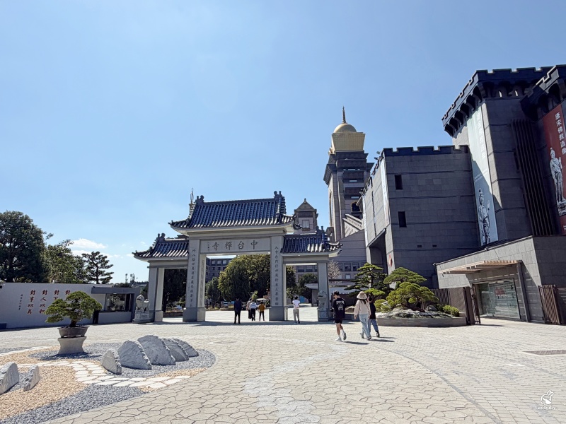 南投走春景點推薦｜中台禪寺參訪，過年祈福、建築震撼與心靈沉澱一次滿足 @兔貝比的菲比尋嚐