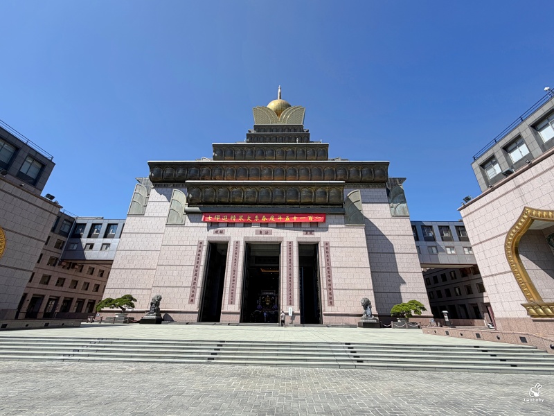南投走春景點推薦|中台禪寺參訪,過年祈福、建築震撼與心靈沉澱一次滿足 @兔貝比的菲比尋嚐 南投走春景點推薦|中台禪寺參訪,過年祈福、建築震撼與心靈沉澱一次滿足 @兔貝比的菲比尋嚐