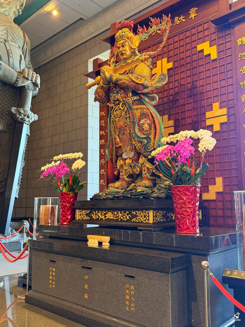 南投走春景點推薦|中台禪寺參訪,過年祈福、建築震撼與心靈沉澱一次滿足 @兔貝比的菲比尋嚐 南投走春景點推薦|中台禪寺參訪,過年祈福、建築震撼與心靈沉澱一次滿足 @兔貝比的菲比尋嚐