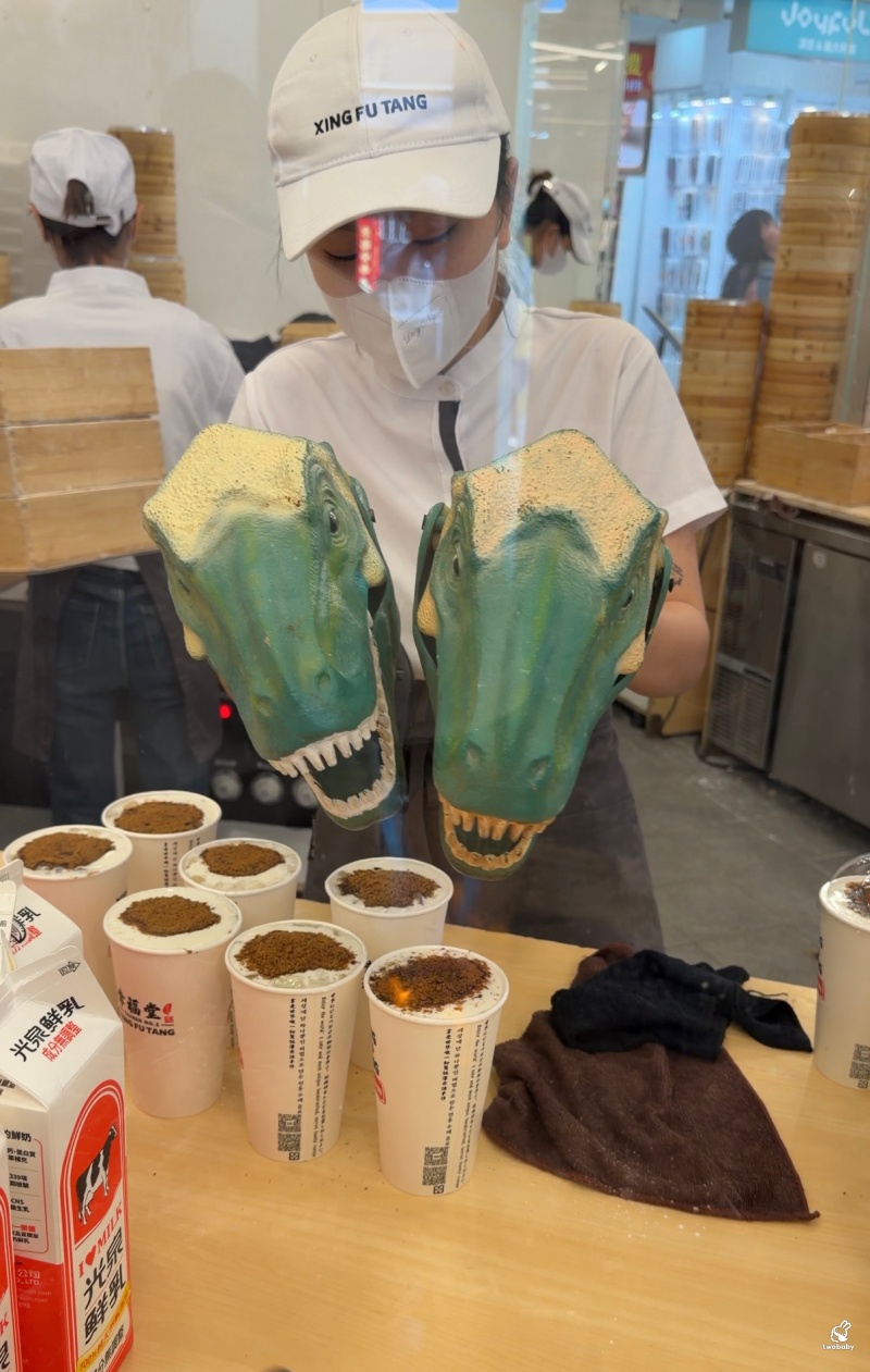 幸福堂 西門町全球旗艦店|現炒黑糖珍珠+噴槍炙燒,一杯飲料成為西門町的觀光風景 @兔貝比的菲比尋嚐 幸福堂 西門町全球旗艦店|現炒黑糖珍珠+噴槍炙燒,一杯飲料成為西門町的觀光風景 @兔貝比的菲比尋嚐