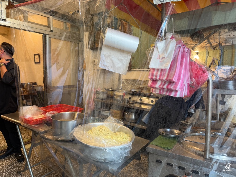 小慧涼麵店|台北超人氣排隊美食 一斤重大份量涼麵有夠狂! @兔貝比的菲比尋嚐 小慧涼麵店|台北超人氣排隊美食 一斤重大份量涼麵有夠狂! @兔貝比的菲比尋嚐