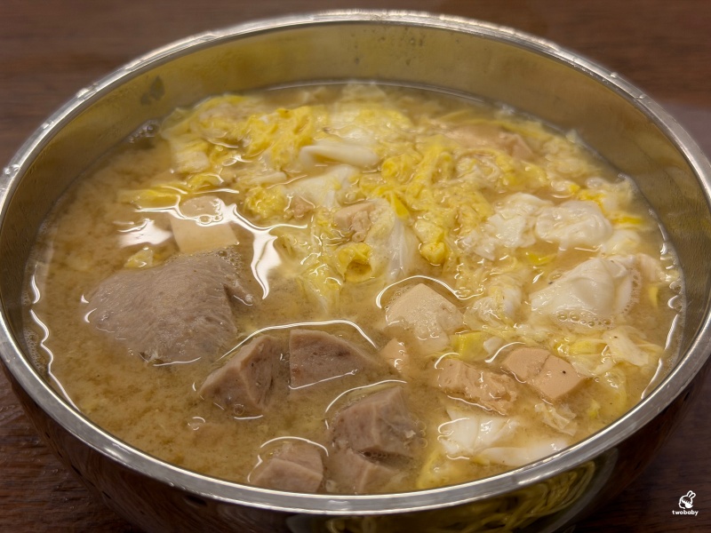 小慧涼麵店｜台北超人氣排隊美食 一斤重大份量涼麵有夠狂！ @兔貝比的菲比尋嚐