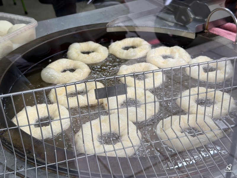 沈記餡餅｜板橋新埔站銅板小吃  從無名攤車到人氣店面，板橋人熟悉的下午茶味道！ @兔貝比的菲比尋嚐