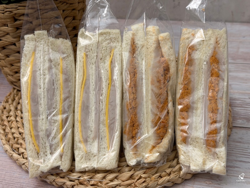 板橋排隊名店 果汁媽粉條爸 草莓爆量鋪滿盒子 芋泥布丁蛋糕也是必點! @兔貝比的菲比尋嚐 板橋排隊名店 果汁媽粉條爸 草莓爆量鋪滿盒子 芋泥布丁蛋糕也是必點! @兔貝比的菲比尋嚐