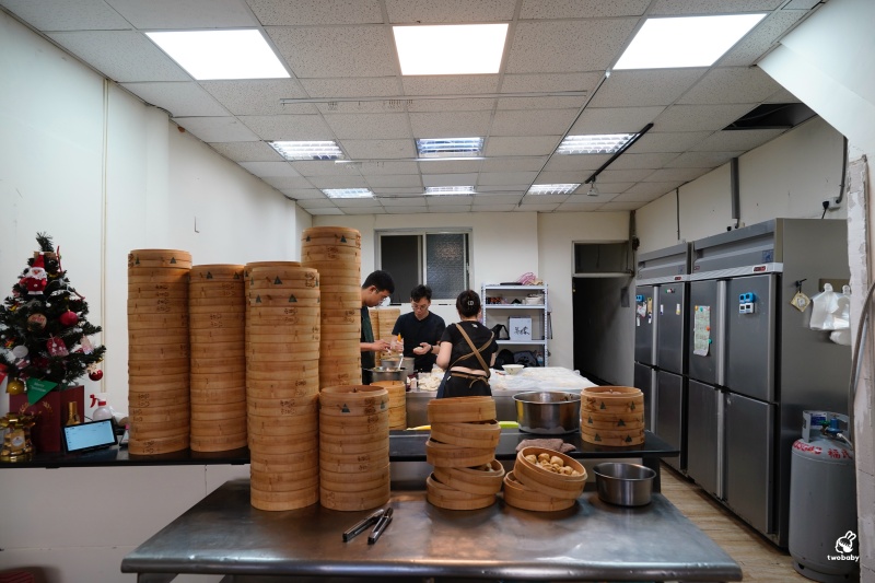 老上海包子萬華萬大店|老麵發酵手工現包現蒸,吃得到真正麵香的包子店 @兔貝比的菲比尋嚐 老上海包子萬華萬大店|老麵發酵手工現包現蒸,吃得到真正麵香的包子店 @兔貝比的菲比尋嚐