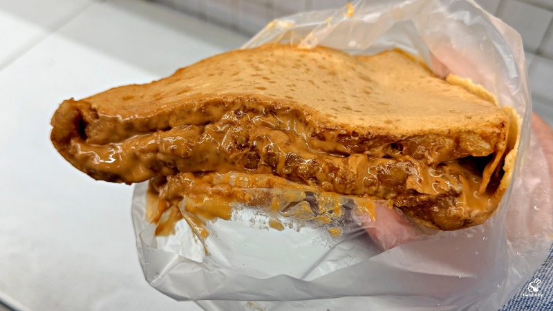 板橋湳雅夜市美食|李記麵粉煎 爆漿太狂!外酥內軟像蛋糕,花生醬直接流出來啦! @兔貝比的菲比尋嚐 板橋湳雅夜市美食|李記麵粉煎 爆漿太狂!外酥內軟像蛋糕,花生醬直接流出來啦! @兔貝比的菲比尋嚐