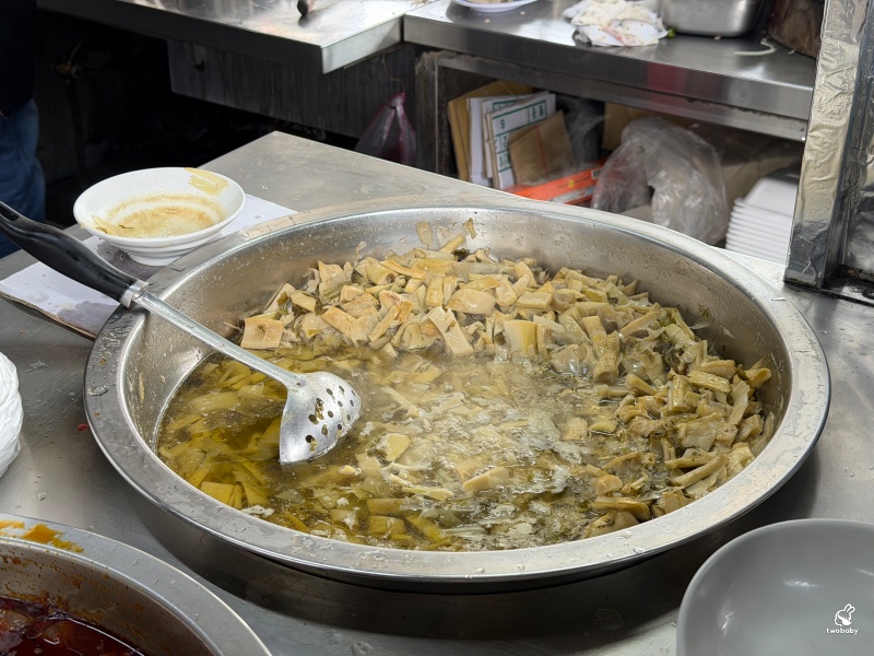 板橋美食推薦｜好湯頭鵝肉 溫體鹽水鵝肉鮮嫩無腥味，在地人都必吃的好味道！ @兔貝比的菲比尋嚐