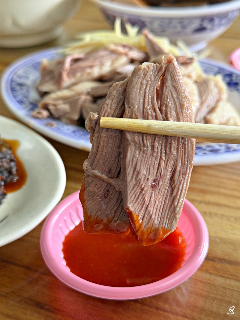 板橋美食推薦｜好湯頭鵝肉 溫體鹽水鵝肉鮮嫩無腥味，在地人都必吃的好味道！ @兔貝比的菲比尋嚐