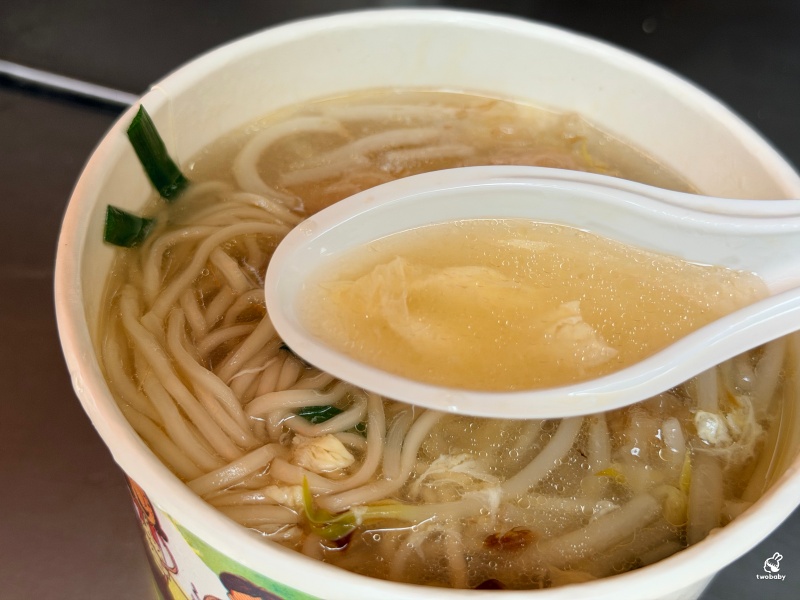 板橋黃石市場美食 小李肉羹 油蔥香、清湯派的赤肉羹 是在地人的最愛！ @兔貝比的菲比尋嚐
