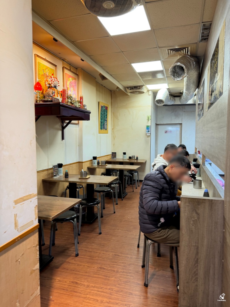 【萬華美食】金好吃純正花枝羹 50年老店,一口咬下是整塊花枝! @兔貝比的菲比尋嚐 【萬華美食】金好吃純正花枝羹 50年老店,一口咬下是整塊花枝! @兔貝比的菲比尋嚐