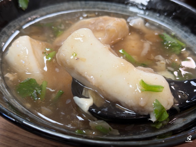 【萬華美食】金好吃純正花枝羹 50年老店,一口咬下是整塊花枝! @兔貝比的菲比尋嚐 【萬華美食】金好吃純正花枝羹 50年老店,一口咬下是整塊花枝! @兔貝比的菲比尋嚐