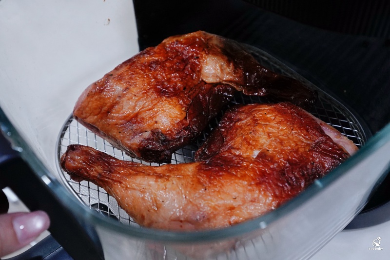 宅配美食開箱|久留米黑羽土雞專賣,退冰加熱就能吃,40年好味道在家也能輕鬆上桌! @兔貝比的菲比尋嚐 宅配美食開箱|久留米黑羽土雞專賣,退冰加熱就能吃,40年好味道在家也能輕鬆上桌! @兔貝比的菲比尋嚐
