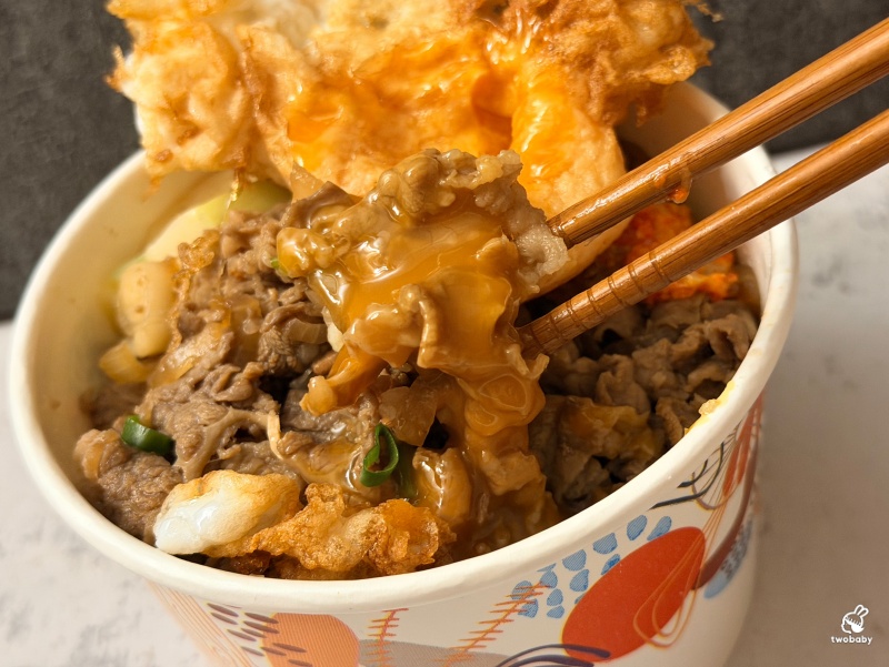 台北東區最狂深夜排隊美食！蘭笑軒和牛滷肉飯 不用苦等到深夜 來板橋就吃得到囉！ @兔貝比的菲比尋嚐