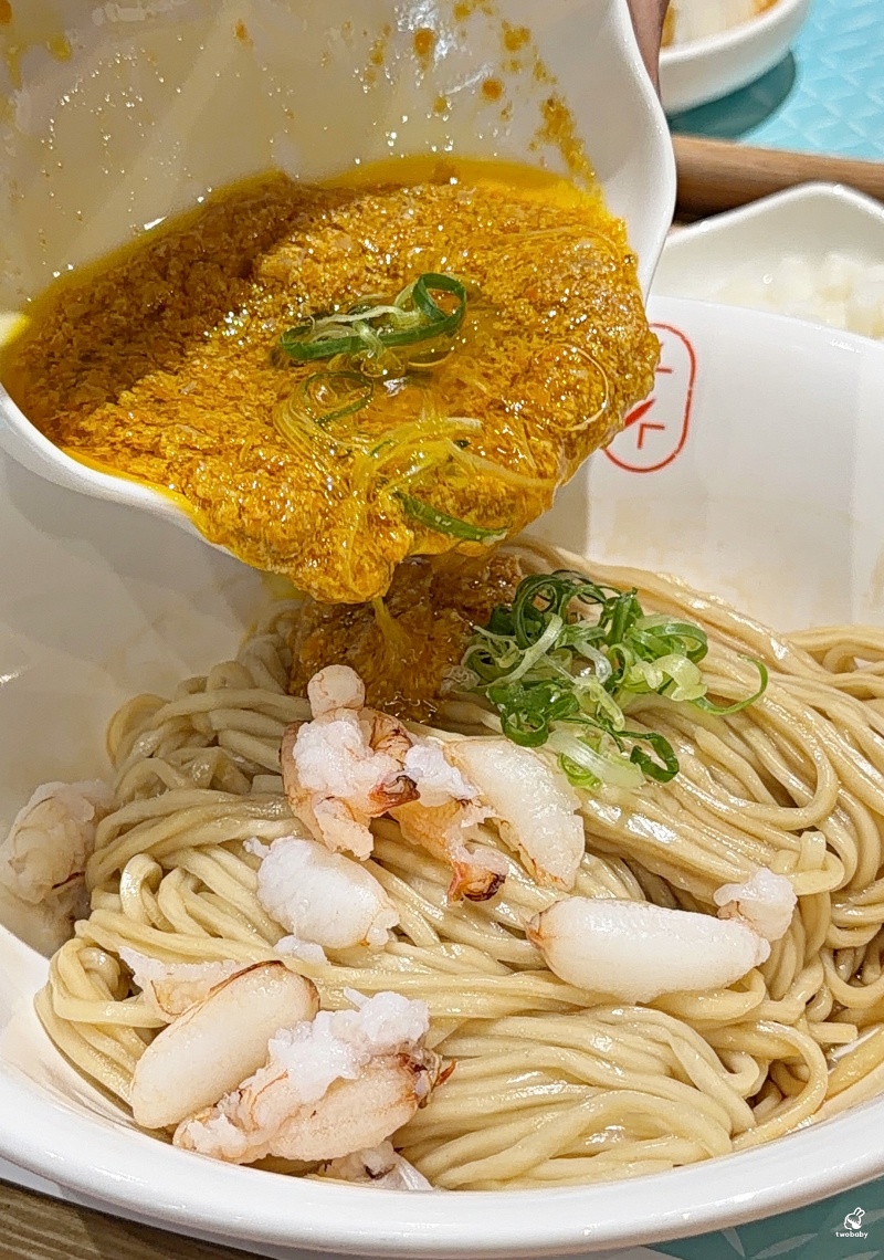 台灣燃麵首選！墨竹亭燃麵本家 限定蟹黃流金拌麵畫面太邪惡 推薦必吃！ @兔貝比的菲比尋嚐