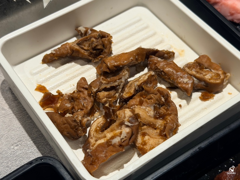 板橋燒肉吃到飽推薦|肉次方板橋江子翠店爽嗑3小時!現切肋眼牛排、100%原塊牛肉吃得超滿足! @兔貝比的菲比尋嚐 板橋燒肉吃到飽推薦|肉次方板橋江子翠店爽嗑3小時!現切肋眼牛排、100%原塊牛肉吃得超滿足! @兔貝比的菲比尋嚐