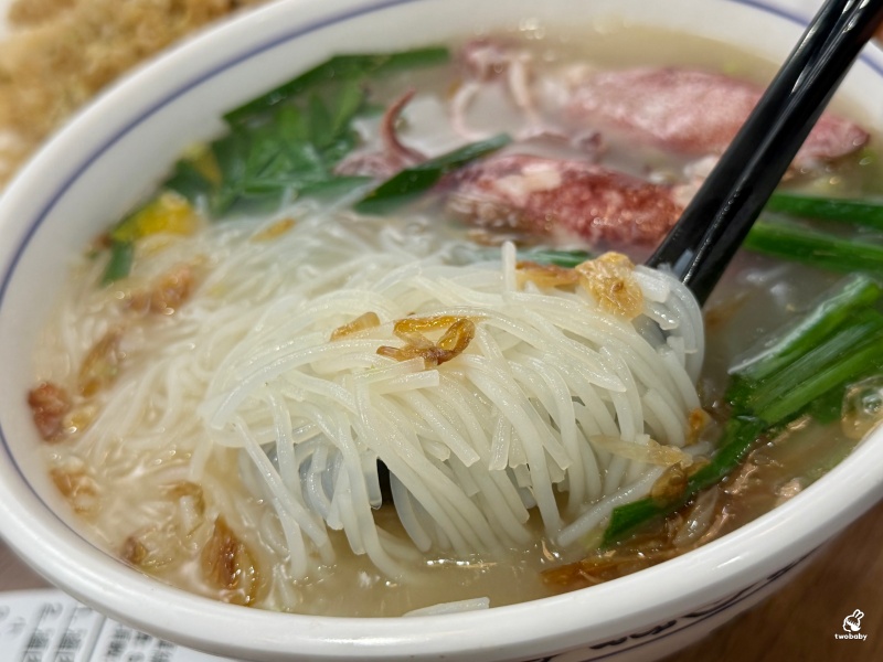 花蓮美食推薦 歐桑米粉湯 小卷米粉湯必點!還有亞軍炒飯、愛馬仕浮誇滷肉飯! @兔貝比的菲比尋嚐 花蓮美食推薦 歐桑米粉湯 小卷米粉湯必點!還有亞軍炒飯、愛馬仕浮誇滷肉飯! @兔貝比的菲比尋嚐