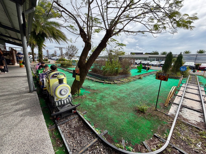 宜蘭甕仔雞推薦|大仁哥蔗香脆皮桶仔雞宜蘭旗艦店 現烤黑羽土雞真的有夠香 還有合菜也夠澎湃! @兔貝比的菲比尋嚐 宜蘭甕仔雞推薦|大仁哥蔗香脆皮桶仔雞宜蘭旗艦店 現烤黑羽土雞真的有夠香 還有合菜也夠澎湃! @兔貝比的菲比尋嚐