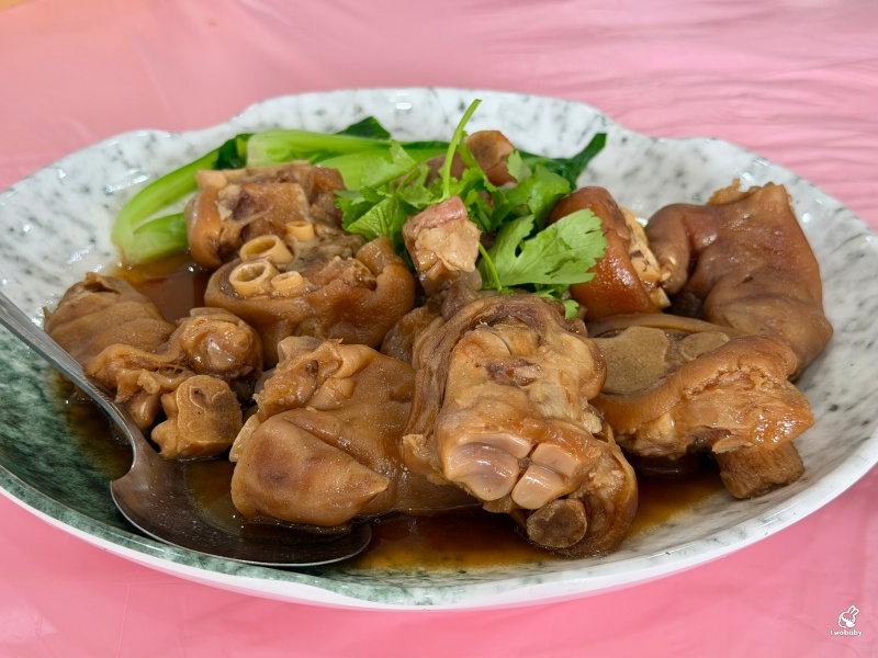 宜蘭甕仔雞推薦|大仁哥蔗香脆皮桶仔雞宜蘭旗艦店 現烤黑羽土雞真的有夠香 還有合菜也夠澎湃! @兔貝比的菲比尋嚐 宜蘭甕仔雞推薦|大仁哥蔗香脆皮桶仔雞宜蘭旗艦店 現烤黑羽土雞真的有夠香 還有合菜也夠澎湃! @兔貝比的菲比尋嚐