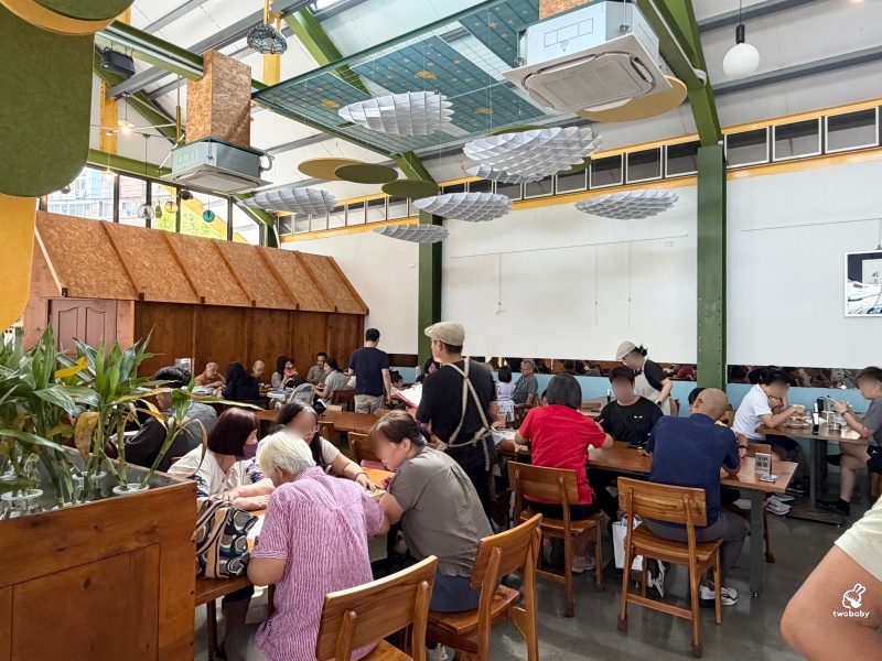 埔里最美素食餐廳！像走進藝廊般的綠建築空間，「無所從來」顛覆我對蔬食的想像 @兔貝比的菲比尋嚐