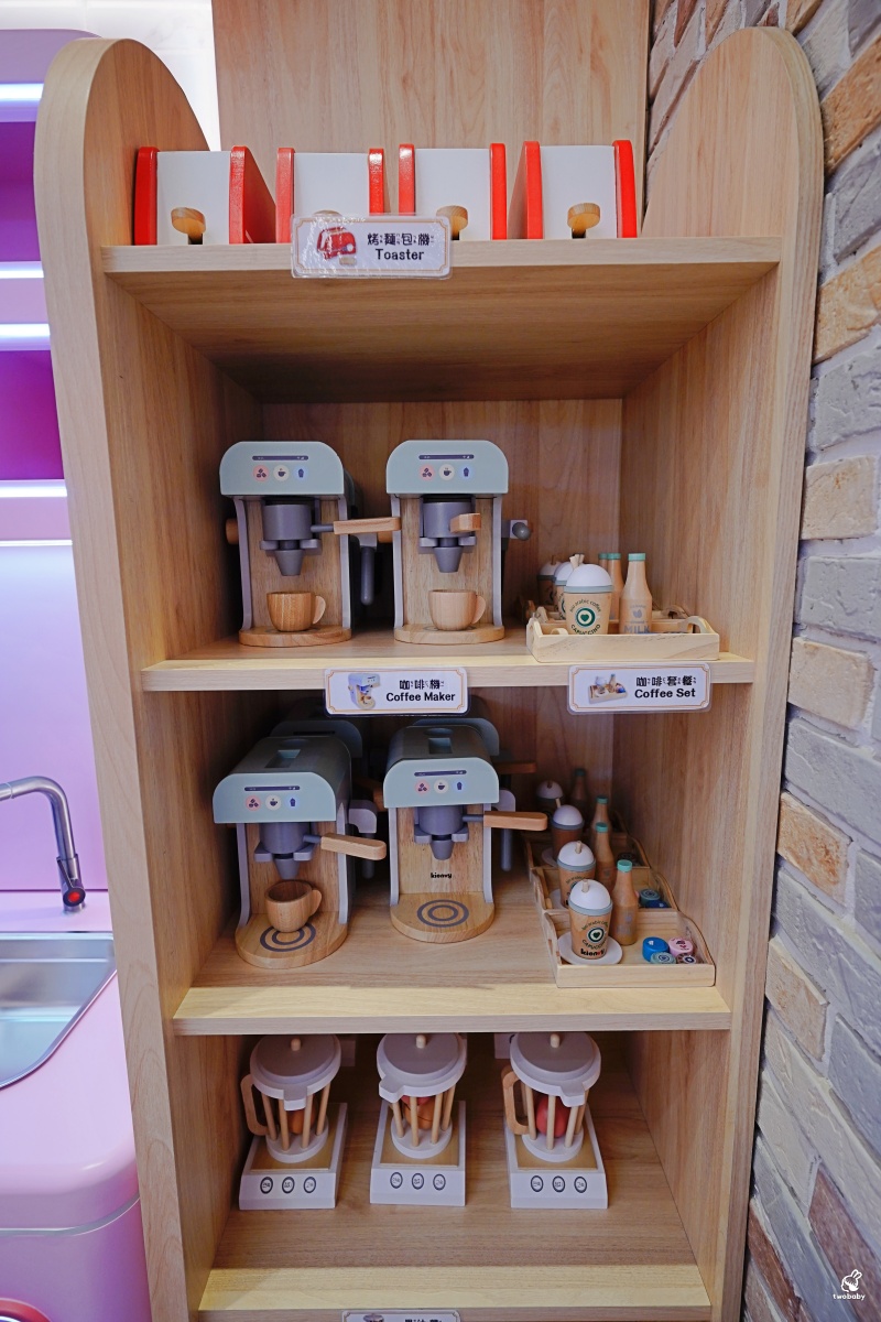 新北親子樂園推薦｜新莊宏匯 享樂園 Enjoy in Joy 新開幕開箱！150坪質感空間，小孩放電爸媽放鬆一次滿足！ @兔貝比的菲比尋嚐