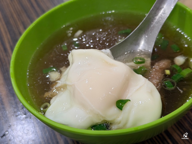 【板橋美食】無招牌卻天天客滿！飄香三代的板橋王記肉羹，在地人從小吃到大的古早味！ @兔貝比的菲比尋嚐