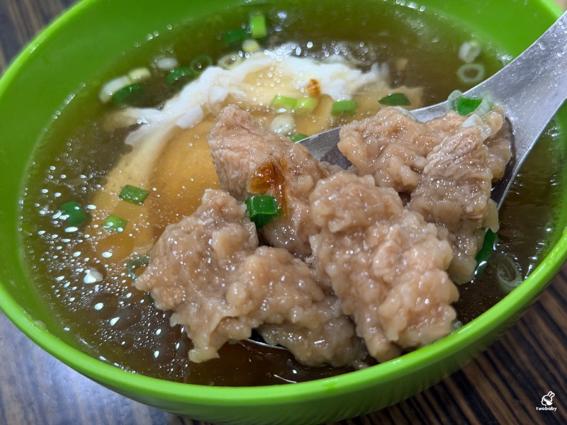 【板橋美食】無招牌卻天天客滿！飄香三代的板橋王記肉羹，在地人從小吃到大的古早味！ @兔貝比的菲比尋嚐