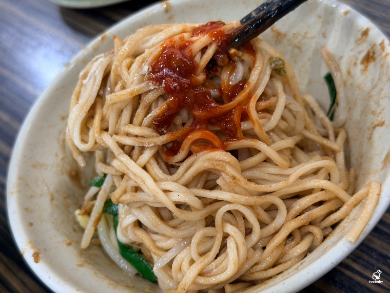 【板橋美食】無招牌卻天天客滿！飄香三代的板橋王記肉羹，在地人從小吃到大的古早味！ @兔貝比的菲比尋嚐