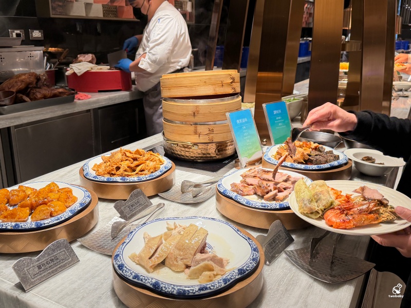 饗食天堂林口三井店 超過200道料理 火烤藍鑽蝦、現切牛排、生魚片、哈根達斯吃到飽完整開箱 @兔貝比的菲比尋嚐