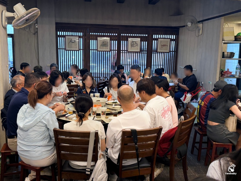 金山老街美食｜朱家卜肉80年老店 祖傳四代手路菜 招牌卜肉、鯊魚芋香米粉鍋必點！在地人推薦聚餐首選 @兔貝比的菲比尋嚐