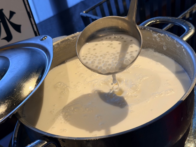 【台北六福萬怡酒店】「飲茶尋飽去」港點吃到飽登場!重現金鳳廳經典風味,超過50道港點、燒臘、粵菜無限供應 平日用餐不限時! 【台北六福萬怡酒店】「飲茶尋飽去」港點吃到飽登場!重現金鳳廳經典風味,超過50道港點、燒臘、粵菜無限供應 平日用餐不限時!