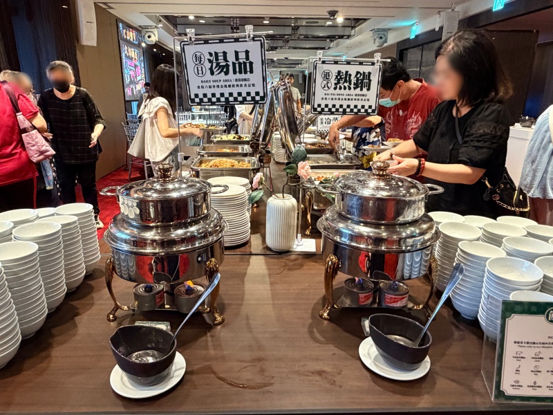 【台北六福萬怡酒店】「飲茶尋飽去」港點吃到飽登場！重現金鳳廳經典風味，超過50道港點、燒臘、粵菜無限供應 平日用餐不限時！