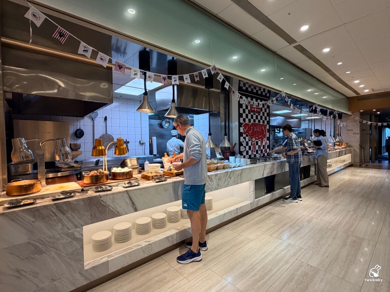 【台北南港美食】六福萬怡酒店敘日全日餐廳早餐吃到飽！平日買一送一超划算，五星Buffet不用住宿也能吃！ @兔貝比的菲比尋嚐