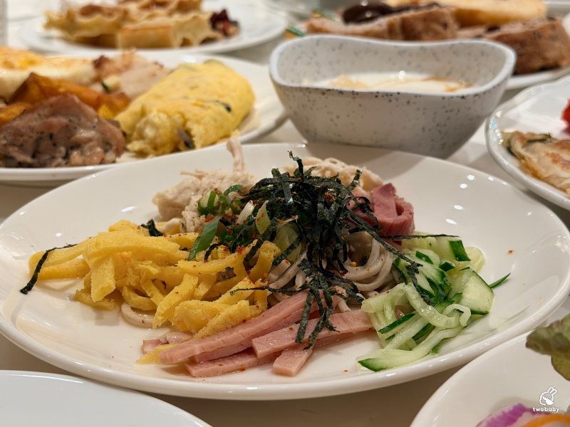 【台北南港美食】六福萬怡酒店敘日全日餐廳早餐吃到飽！平日買一送一超划算，五星Buffet不用住宿也能吃！ @兔貝比的菲比尋嚐