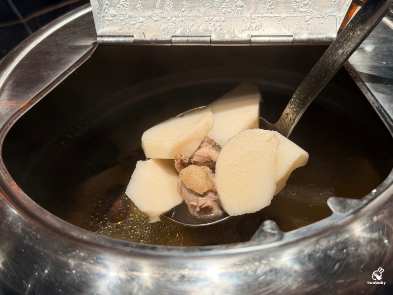 桃園港點吃到飽｜新轉角港式茶餐廳新開幕！780元起現點現做港點無限吃、港飲免費喝、還有龍蝦驚喜加碼！ @兔貝比的菲比尋嚐