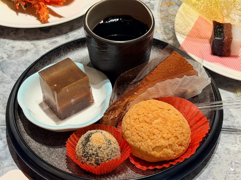 桃園港點吃到飽|新轉角港式茶餐廳新開幕!780元起現點現做港點無限吃、港飲免費喝、還有龍蝦驚喜加碼! @兔貝比的菲比尋嚐 桃園港點吃到飽|新轉角港式茶餐廳新開幕!780元起現點現做港點無限吃、港飲免費喝、還有龍蝦驚喜加碼! @兔貝比的菲比尋嚐