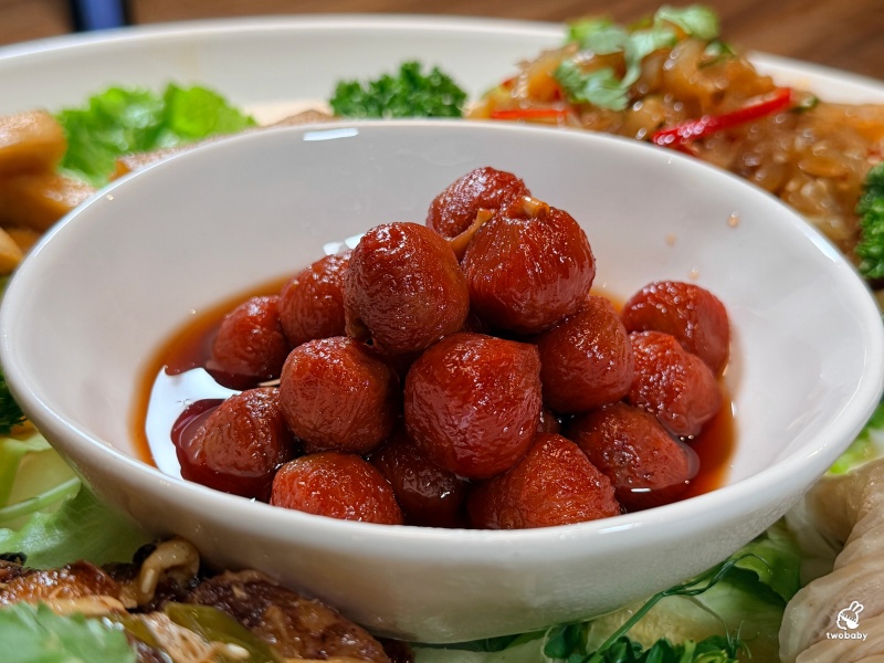 【台北松山美食】晶櫻會館粵滬創意料理｜港臺百大名廚掌杓 宴客聚餐、尾牙春酒首選，還有拿卡西現場演奏！ @兔貝比的菲比尋嚐