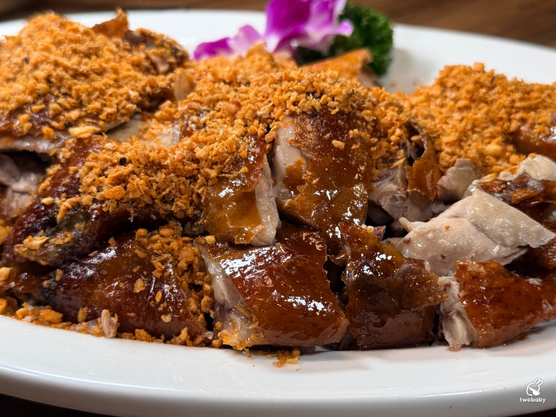 【台北松山美食】晶櫻會館粵滬創意料理｜港臺百大名廚掌杓 宴客聚餐、尾牙春酒首選，還有拿卡西現場演奏！ @兔貝比的菲比尋嚐