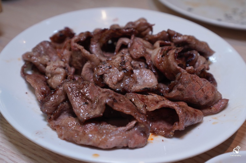 桃園燒肉吃到飽推薦!《燒肉道》全台首創軌道送餐燒肉 頂級海陸雙饗吃到飽只要789元起 日本A5和牛、小龍蝦、天使紅蝦、生蠔干貝無限吃! @兔貝比的菲比尋嚐 桃園燒肉吃到飽推薦!《燒肉道》全台首創軌道送餐燒肉 頂級海陸雙饗吃到飽只要789元起 日本A5和牛、小龍蝦、天使紅蝦、生蠔干貝無限吃! @兔貝比的菲比尋嚐