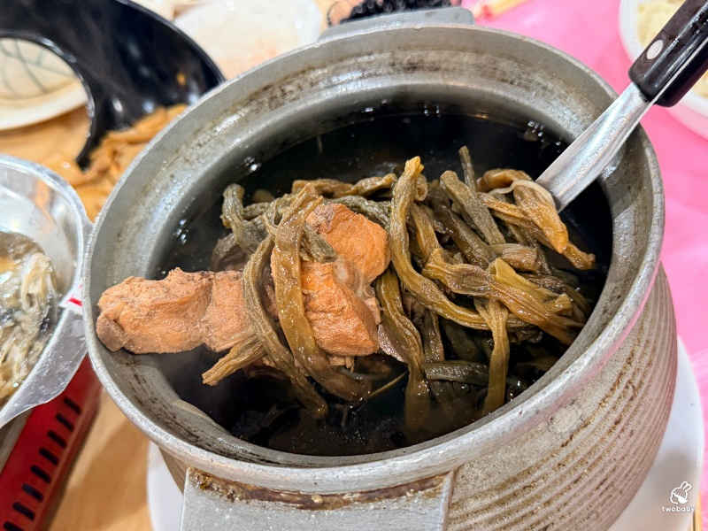 台灣水牛城｜苗栗免費親子景點推薦！磚窯雞、合菜聚餐、看動物一次滿足，佔地超大免門票玩整天！ @兔貝比的菲比尋嚐