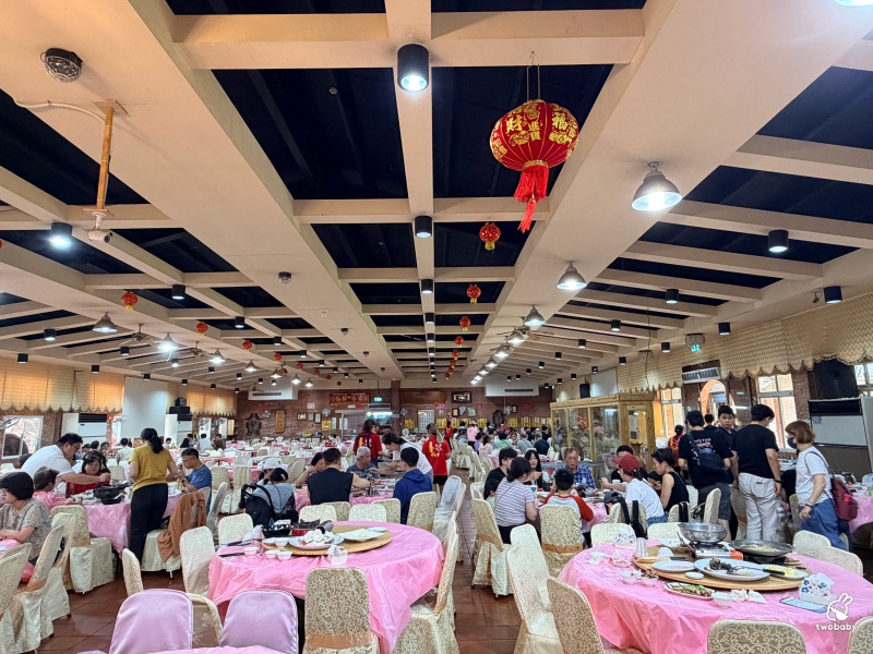 台灣水牛城｜苗栗免費親子景點推薦！磚窯雞、合菜聚餐、看動物一次滿足，佔地超大免門票玩整天！ @兔貝比的菲比尋嚐