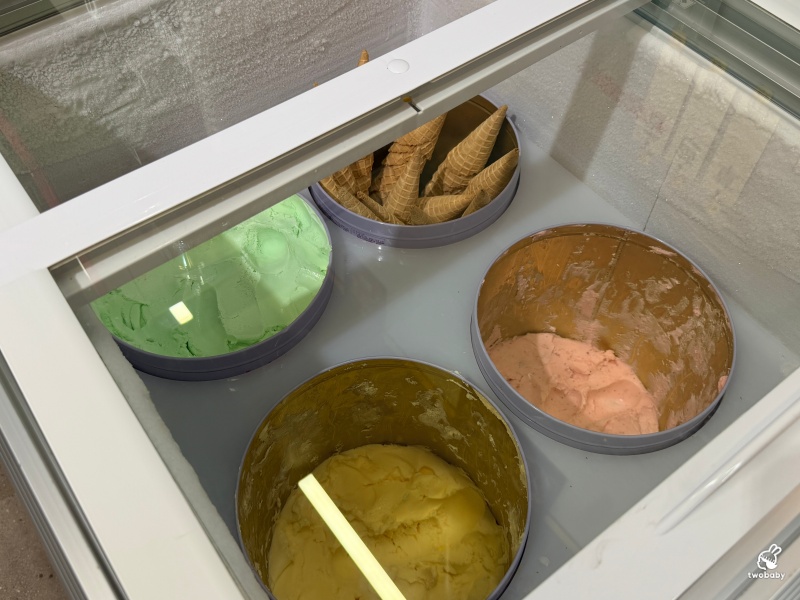 板橋新開幕牛排館｜樂庭牛排館，酥皮濃湯免費送 飲料、冰淇淋無限享用 @兔貝比的菲比尋嚐