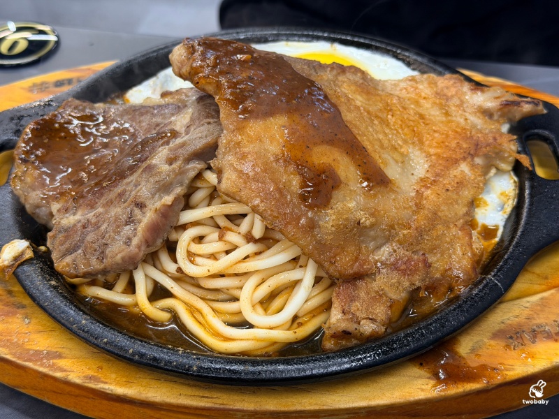 板橋新開幕牛排館｜樂庭牛排館，酥皮濃湯免費送 飲料、冰淇淋無限享用 @兔貝比的菲比尋嚐
