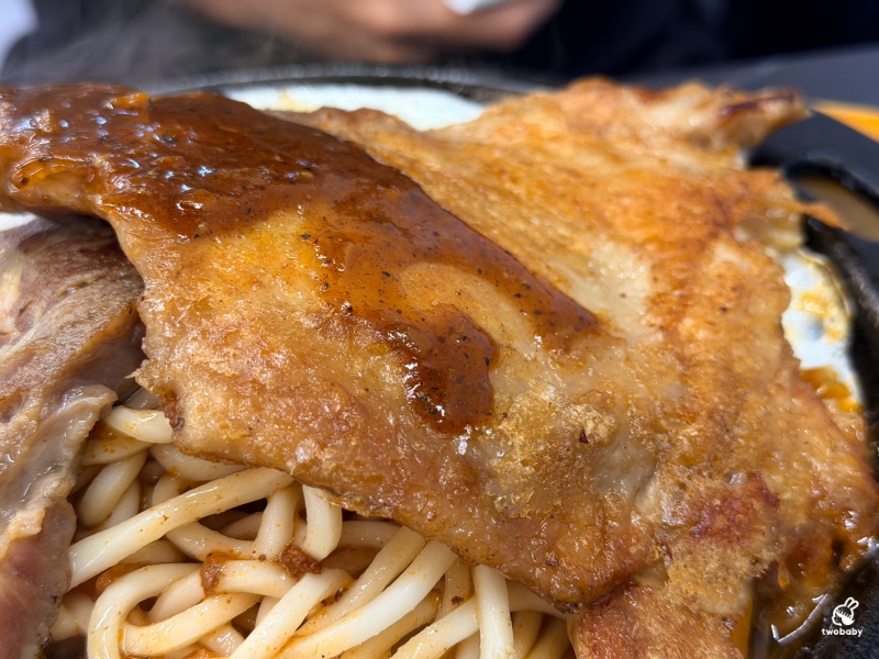 板橋新開幕牛排館｜樂庭牛排館，酥皮濃湯免費送 飲料、冰淇淋無限享用 @兔貝比的菲比尋嚐