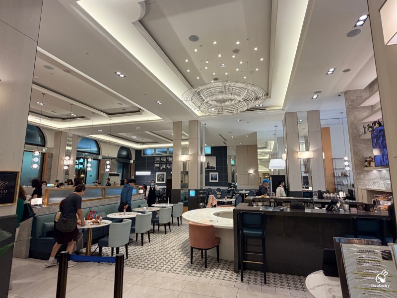 洛可可茶苑｜台北漢普頓酒店早午餐百匯，399元起吃到飽！7-9月限定泰式美食季，月亮蝦餅、打拋豬、生啤酒無限暢飲 @兔貝比的菲比尋嚐