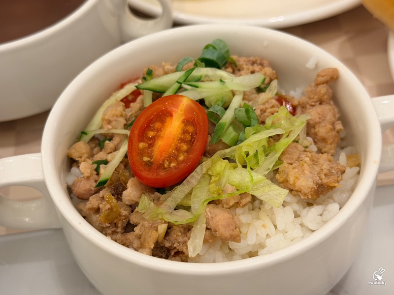 洛可可茶苑｜台北漢普頓酒店早午餐百匯，399元起吃到飽！7-9月限定泰式美食季，月亮蝦餅、打拋豬、生啤酒無限暢飲 @兔貝比的菲比尋嚐