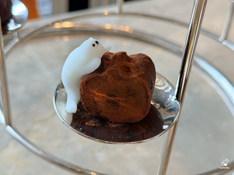 台北下午茶推薦｜台北六福萬怡酒店 THE Lounge JC CAT童話秘境花園雙人下午茶，12道夢幻甜鹹點，和閨蜜一起走進童話世界！ @兔貝比的菲比尋嚐