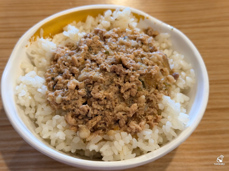 頭城魏家食府|總舖師傳承的宜蘭古早味!國宴料理變身平價小吃,西魯肉、渣糕、棗餅一個人也能品嚐! @兔貝比的菲比尋嚐 頭城魏家食府|總舖師傳承的宜蘭古早味!國宴料理變身平價小吃,西魯肉、渣糕、棗餅一個人也能品嚐! @兔貝比的菲比尋嚐